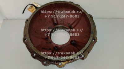 Крышка редуктора перед. ведущ. моста